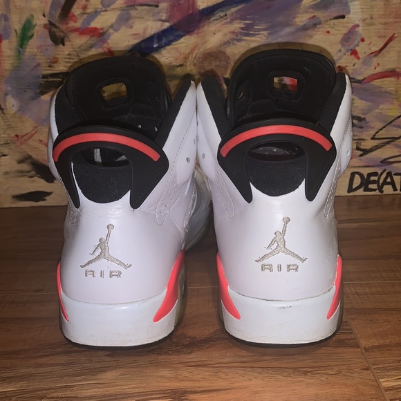 Jordan 6 White Infared - Picture 4 of 6